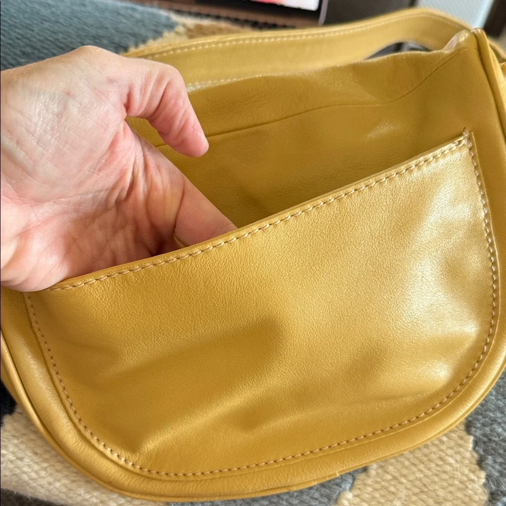 Hobo Juno Leather Crossbody/Belt Bag in Flax color - Picture 5 of 8